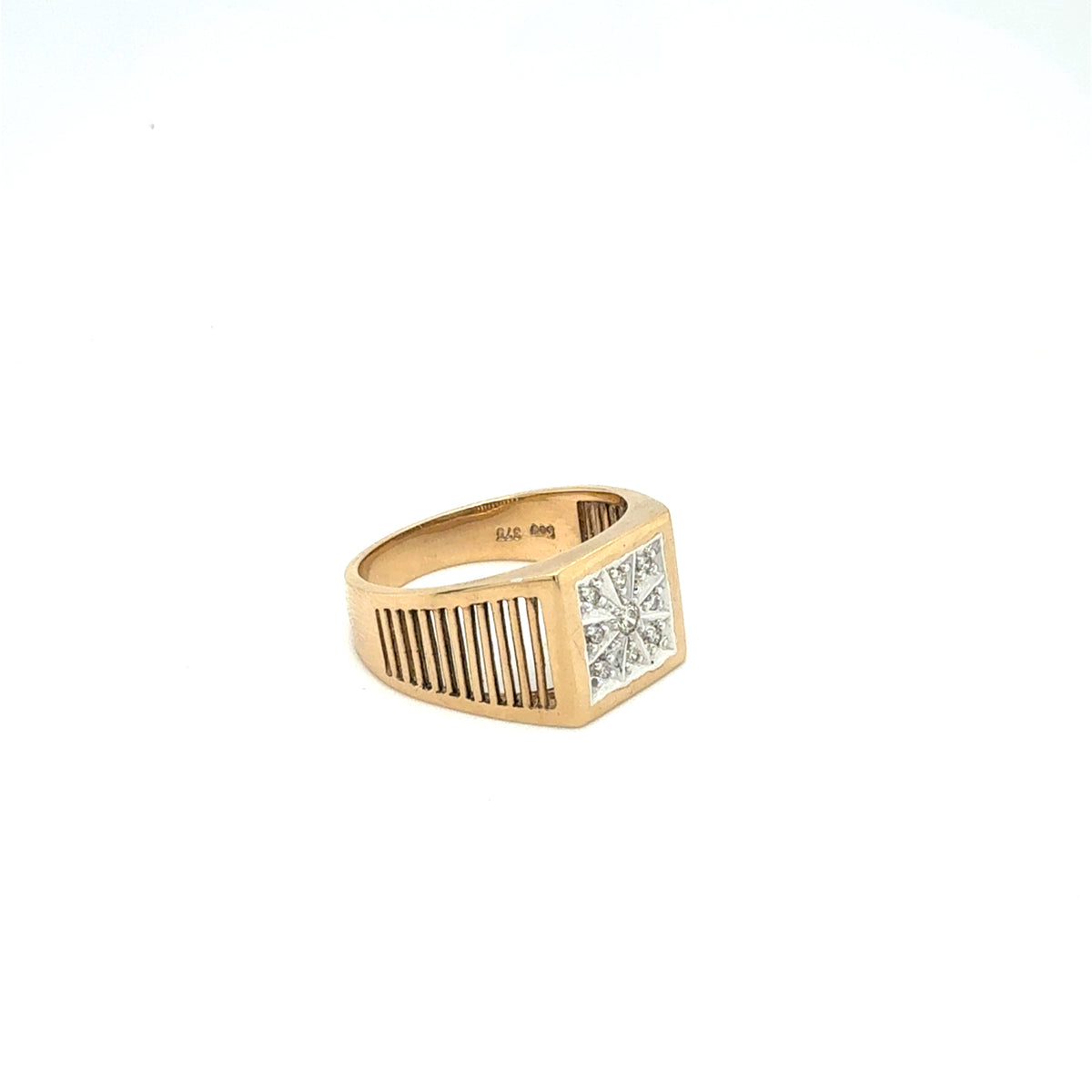 9ct Gold Starburst Diamond Cluster Ring