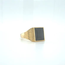 Load image into Gallery viewer, 9ct Gold Rectangular Black Onyx Signet Ring with Fluted Shoulders