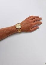 Load image into Gallery viewer, Nixon Sentry SS All Gold