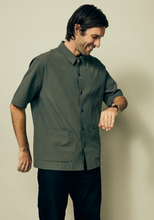 Load image into Gallery viewer, Nixon Time Teller Solar Chocolate / Cappuccino
