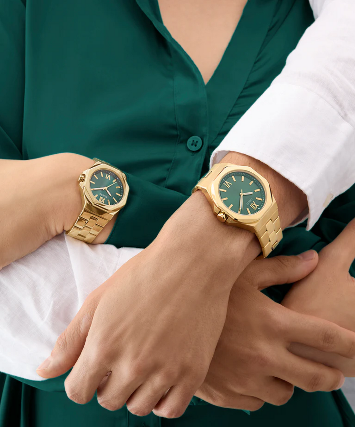 GW0849G2 GUESS Men's Gold Tone Analogue Watch