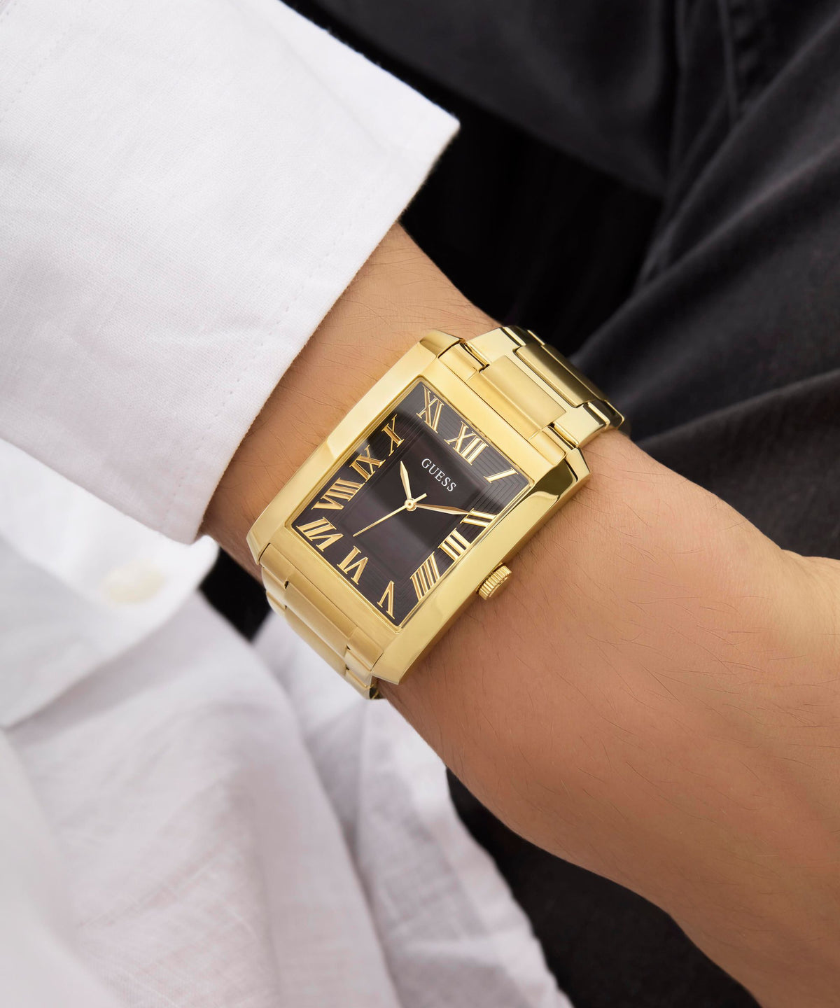 GW0896G2 GUESS Men's Gold Tone Analogue Watch