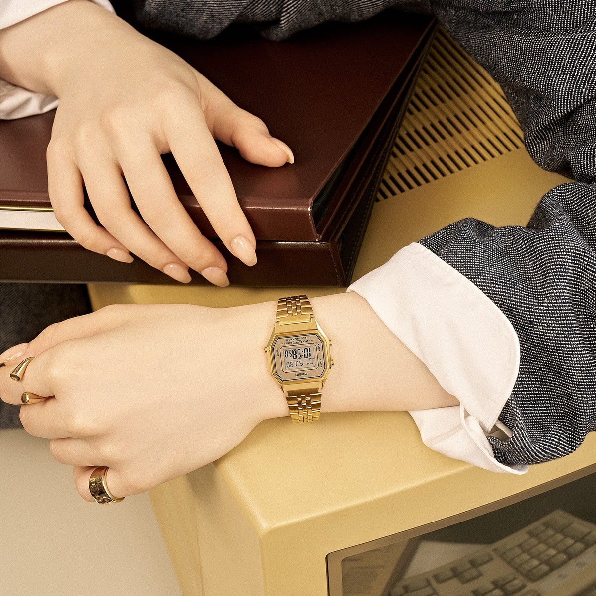 LA680WGA-9D Casio Digital Watch