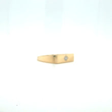 Load image into Gallery viewer, Sleek Star-Set Diamond 9ct Gold Flat Men&#39;s Band
