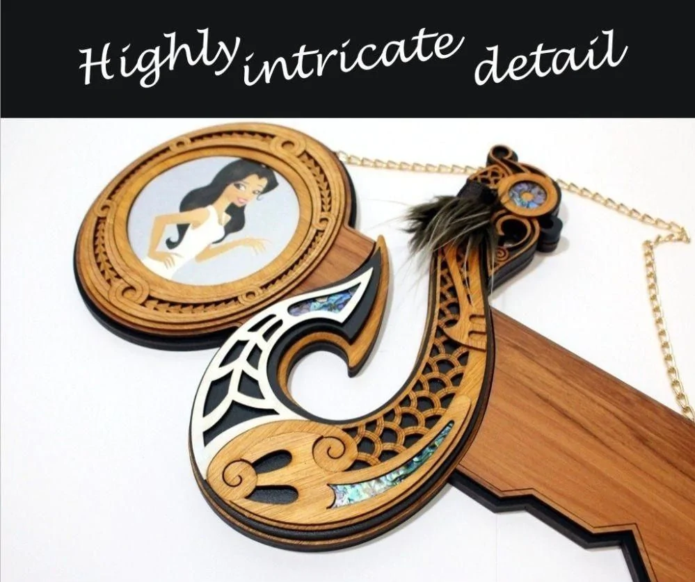 21ST THE FISHHOOK OF MAUI & CELEBRATION KEY WITH STAND (Engraving Option)