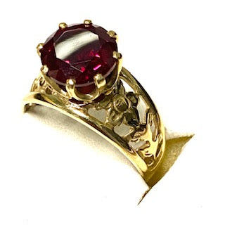 9ct. Gold Red Stone Ring